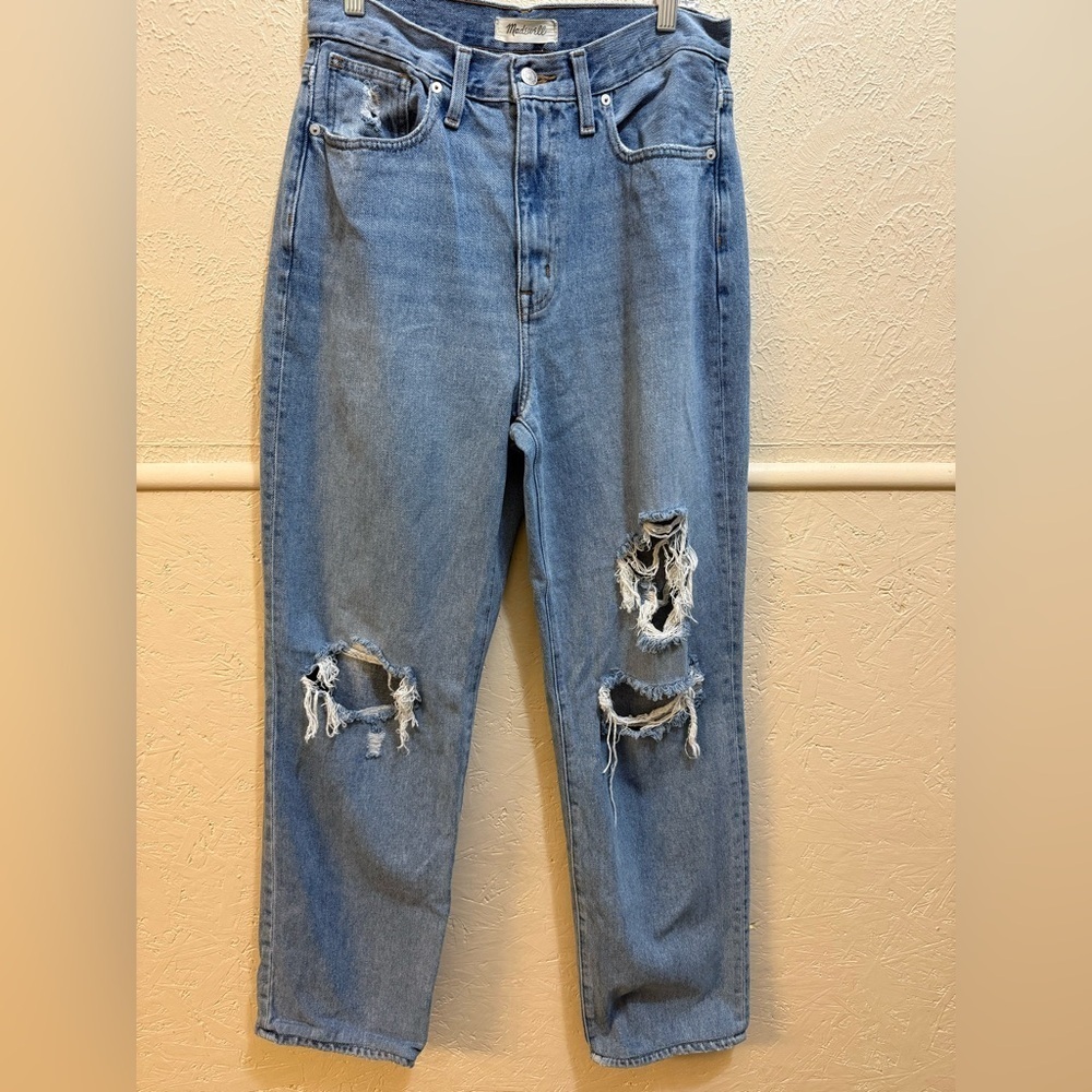 Madewell Baggy Straight Jeans Distressed size 28 Tall Inseam 30” High Rise